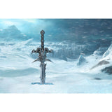 World of Warcraft Agonía de Escarcha Réplica Premium - Vista frontal de la espada