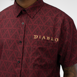 Diablo Camicia rossa button-up - Modello visto da vicino