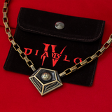 Diablo IV X RockLove Collana Inarius - Vista da vicino