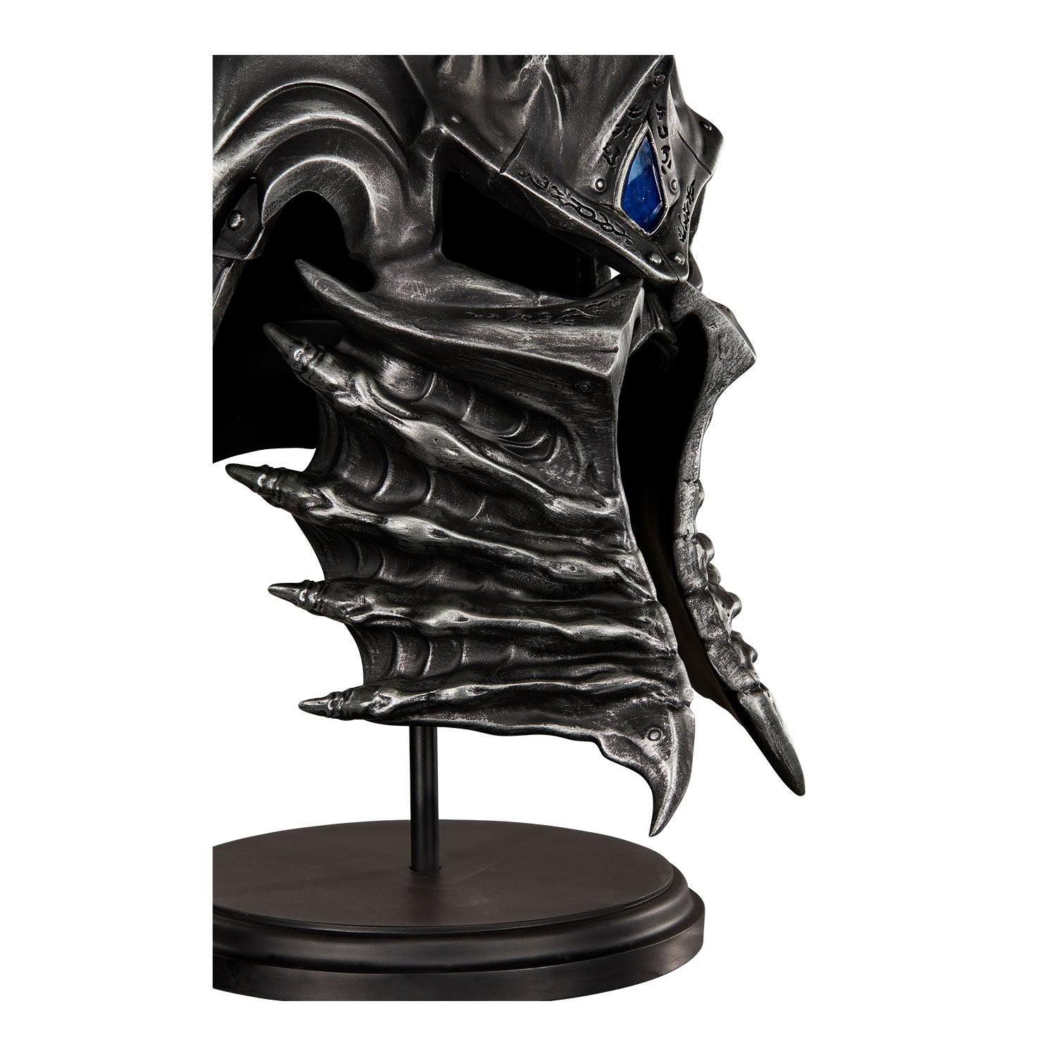 World of Warcraft Arthas 19 in Replica Helm of Domination in Grey - Zoom Right View