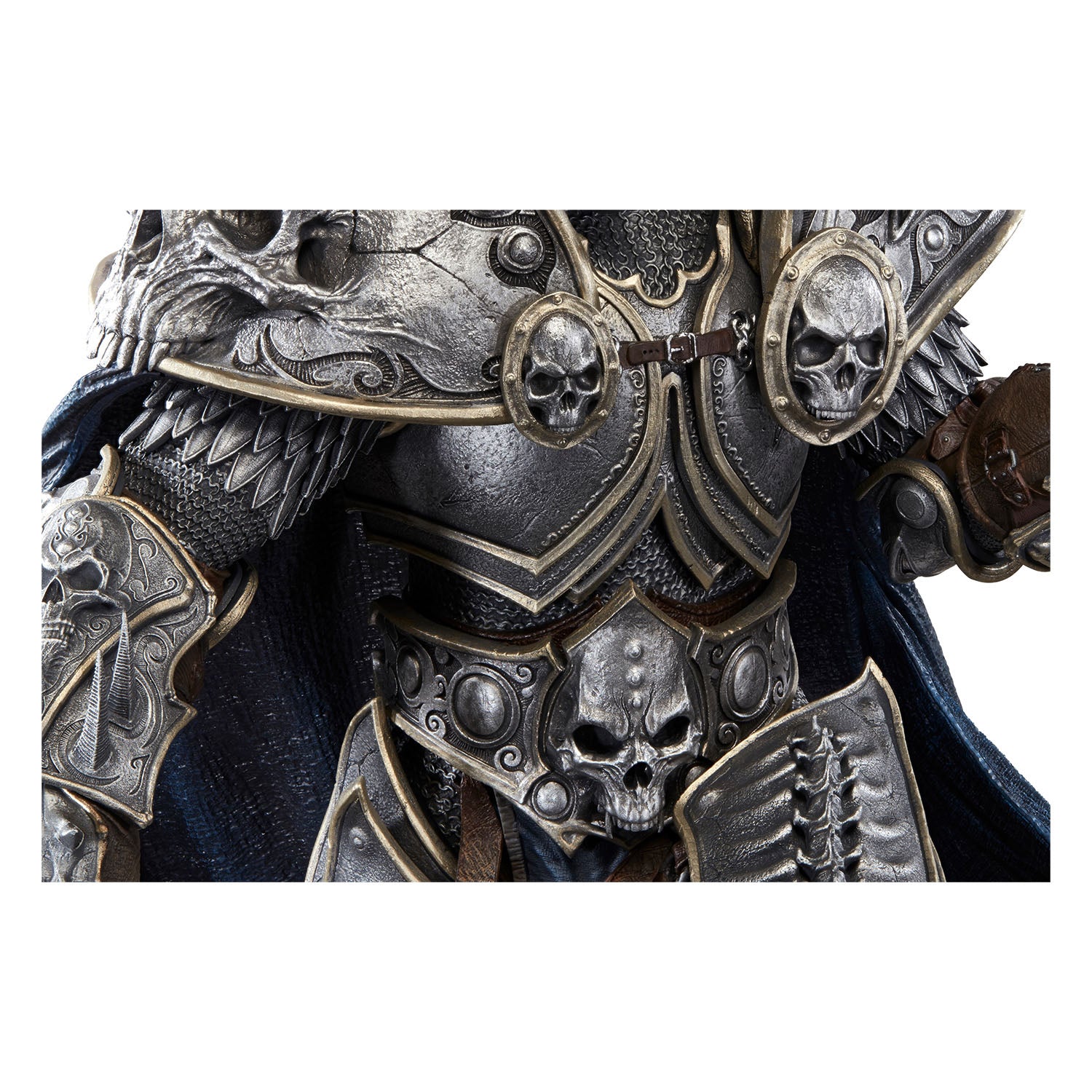 World of Warcraft Lich King Arthas 26" Premium Statue in Grey - Zoom Body View