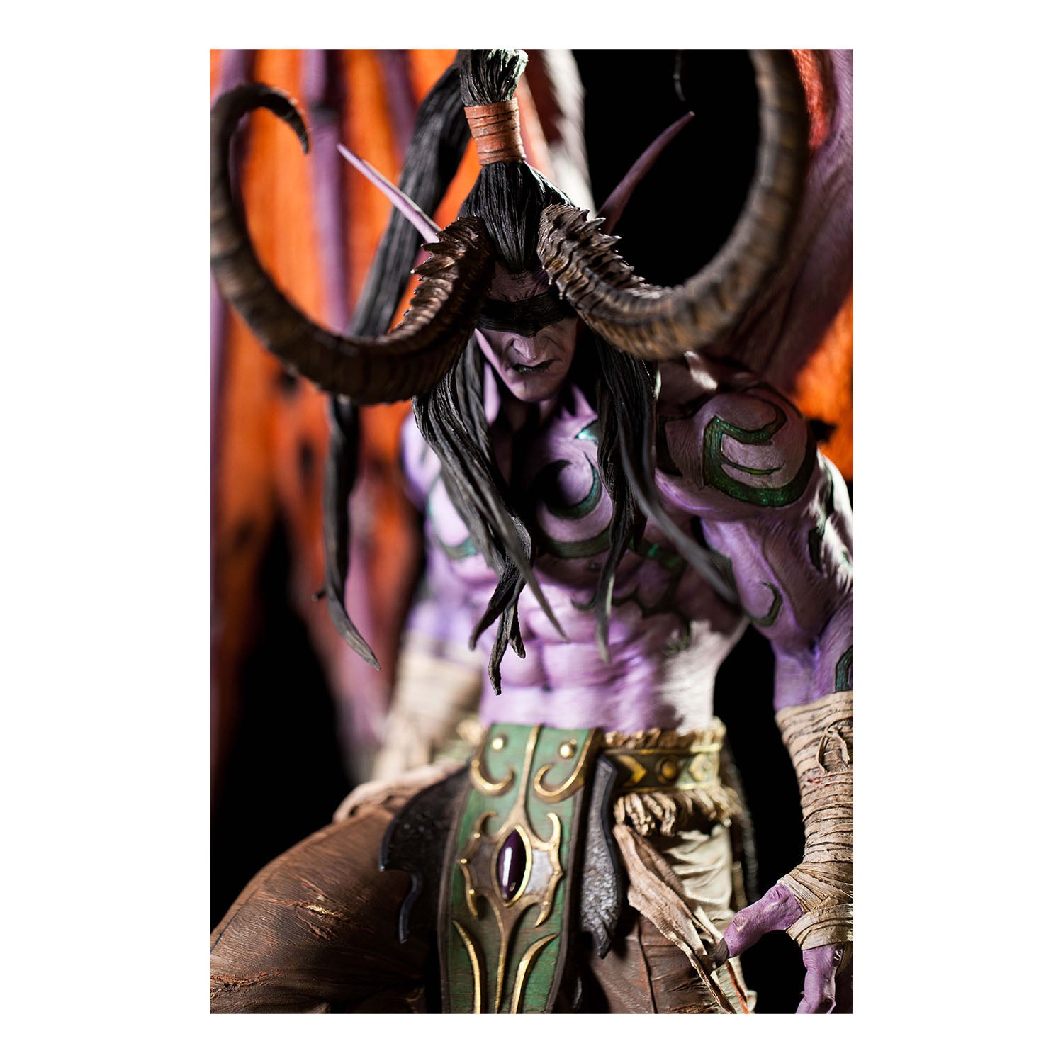 World of Warcraft Illidan 23" Premium Statue in Red - Zoom Front View